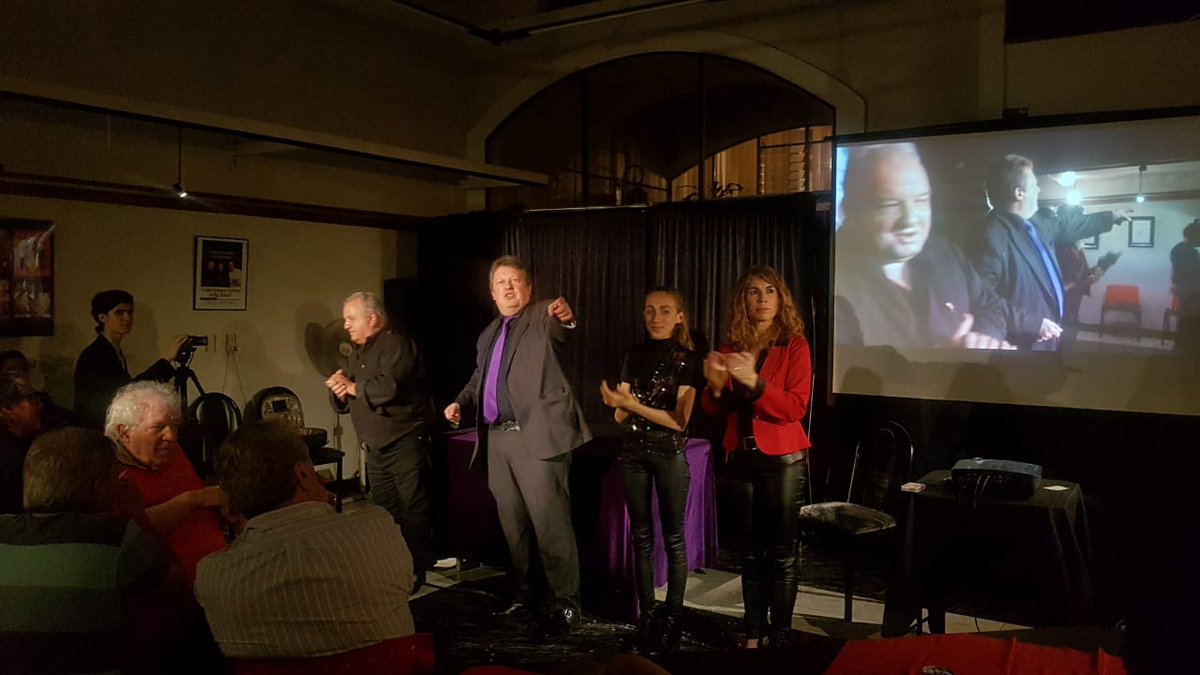 EugeMagia's tweet photo. De la Risa a la Emocion!! Una increible noche, Junto a Claudio Baldoni, Henry Evans y la Maga Caro
#eugepalaciomagia #Vidamágica #magiadebar #magiadesalon #magiadecerca #magiacloseup #espacioculturalhenryevans  @ Almagro, Buenos aires https://t.co/YhrEFoRznY