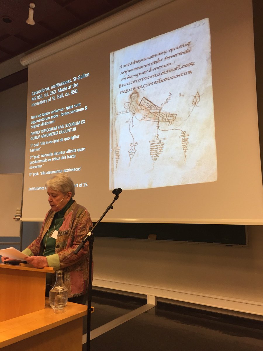 LineMBonde's tweet image. Mary Carruthers’ keynote on the geometry of creativity #tracingthecode #gatewaytoheaven