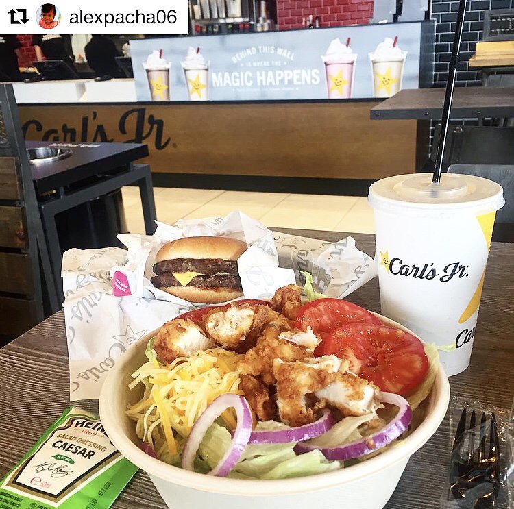 CarlsJrFrance's tweet photo. Carl’s Jr. c’est des big #burgers californiens, mais pas que… 🍔❓
Pour tous les amateurs de #salades comme @alexpacha06, viens savourer nos Garden Salade, Grilled Salade et Crispy Salade, aussi fraîches et gourmandes que toi 😎🥗
#CarlsJrFrance #Toulon #LaGarde #greensalad https://t.co/oqv2HV5ljY
