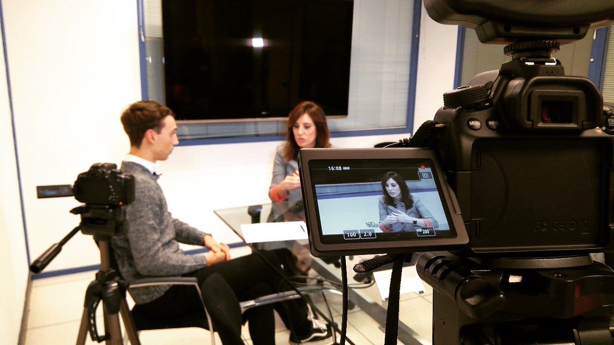 RevistaSumario's tweet photo. 🔴Muy pronto hablaremos de periodismo político🎙👔 con Ainara Guezuraga, corresponsal de Antena 3 Noticias🌎 en el Congreso de los Diputados🏛
#periodismopolítico #politica #congresodelosdiputados #congreso #parlamento #entrevista #dia #antena3 #antena3noticias #ucm https://t.co/5E32xNCbXz