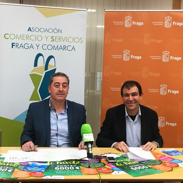comerciofraga's tweet photo. Esta mañana presentamos en rueda de prensa en @FragaAyto el programa de actividades elaborado para estas #NAVIDADES2018 🎅👑🎄🌟🦖❄️🛍🎁
¡Esperamos que os guste todo lo que tenemos preparado este año y disfrutéis estas fechas tan especiales con nosotros!
#nadal2018 #comerciofraga https://t.co/pBiHGTL04e