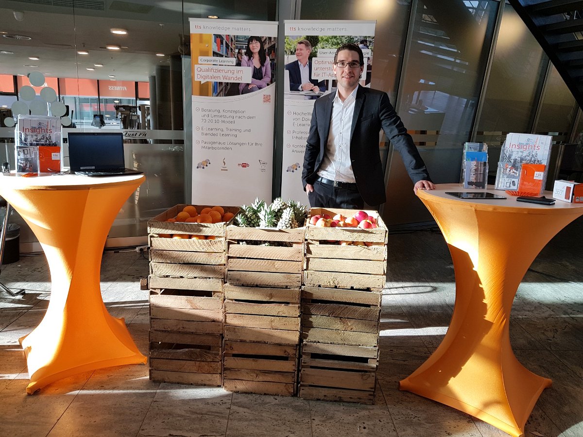 ttsGmbH's tweet photo. We are at the ServiCon. Come along and listen to our lecture "Learning in the Digital Age" at 3:15 pm. #digitization #ServiCon https://t.co/FKs4OYa7Hs