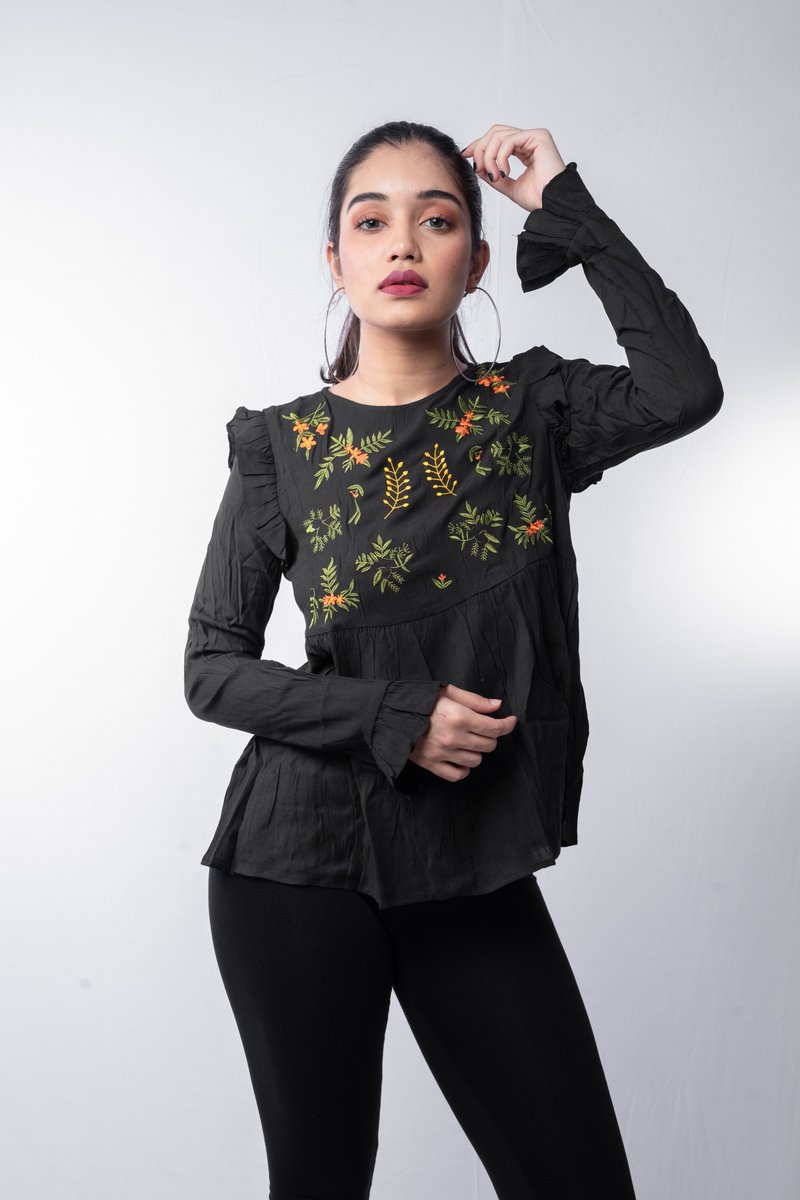 WHOLSTER_INC's tweet photo. Do what you Love..
Love what you Do
💜💜
#setyourownrule #wholsterinclusive #shopwholster #ootd #ootn #fashionblogger #styleblogger #wholster 
💋💋 https://t.co/3n3vrRyllo