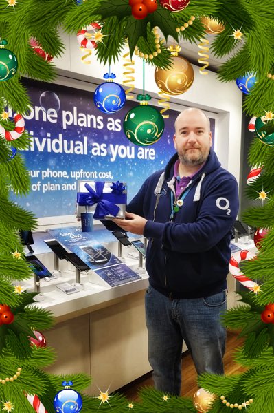 GuruMagherafelt's tweet image. Win the latest tech! Find the present in O2 Magherafelt and fill in the leaflet before 19th December to be in with a chance to win! #O2 #Guru #O2Guru #MyO2 #Magherafelt #MeadowLaneShoppingCentre #MMDCommunications #ChristmasCompetition