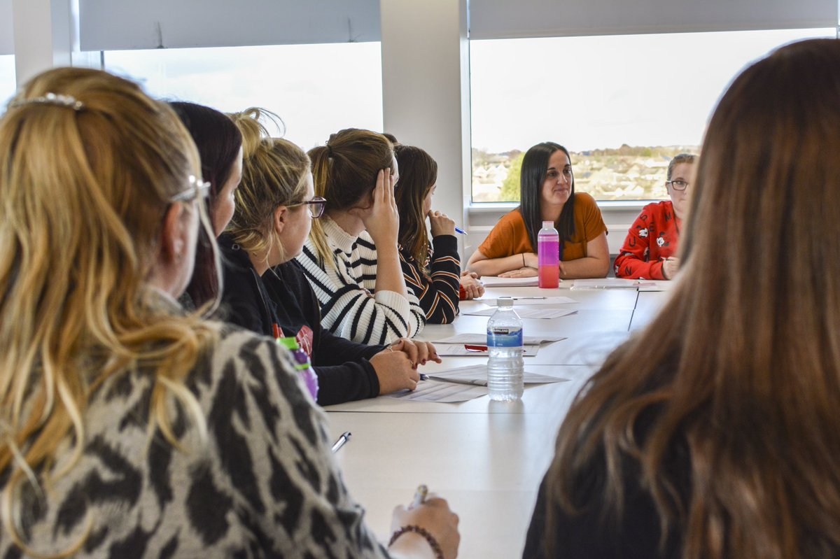 derbyuni_cfhwb's tweet photo. Our phenomenal year 3 students involving themselves in a mock ICPC for #experientiallearning to learn more about #safeguarding #children and families to help children #reachtheirpotential facilitated by ⁦@EEate⁩ and ⁦@tonibenaton⁩ ⁦@DerbyUni⁩ https://t.co/xFkLaf1zo5