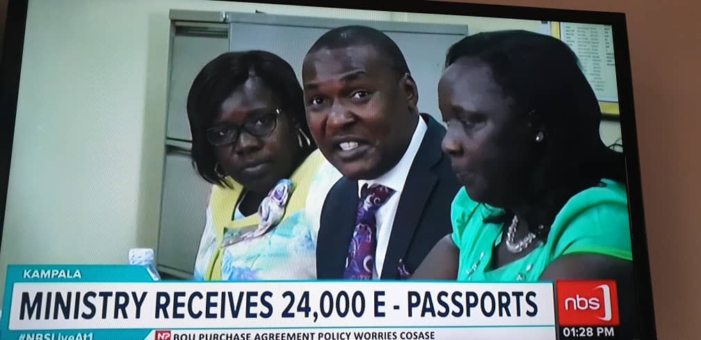 Director and Chairman Board of Directors (Uganda Security Printing company) Dr. Ibembe flanked by Hon Amuru (Parliamentary committee chair for Internal Affair) and Hon Jesica Eriyo ( Board Member USPC) at hand over of E-passports at Internal Affairs Hqrs
4/12/2018
#MWIRIAN