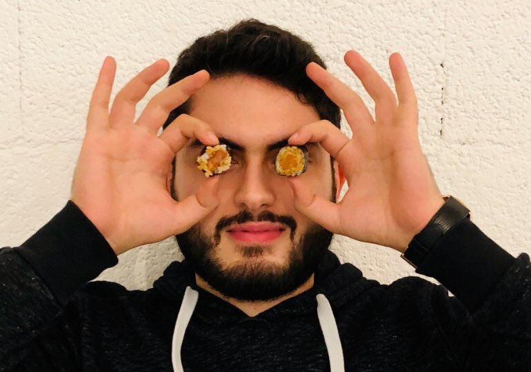 à table game JP tweet media