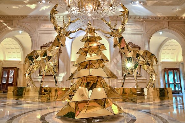 WorldCityCards's tweet photo. On behalf of the entire team we wish you a very Merry Christmas! https://t.co/5StzDERyG3