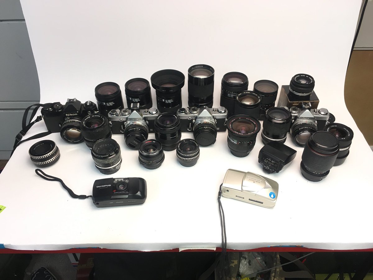 funkyuk's tweet photo. I had a good weekend.  Here’s some of my #findsoftheweek from non camera shops #homecountiescamerahunter @_JasonAvery https://t.co/2EVHt25qnD