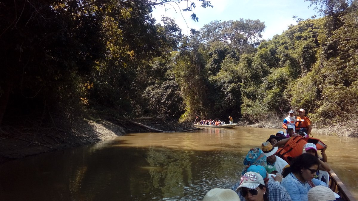 dianavargas64's tweet photo. Camino a la #LagunaDeSanVicente #PuertoRicoMeta #MetaAlLlanoEnSuCorazón https://t.co/46w0e4umw4