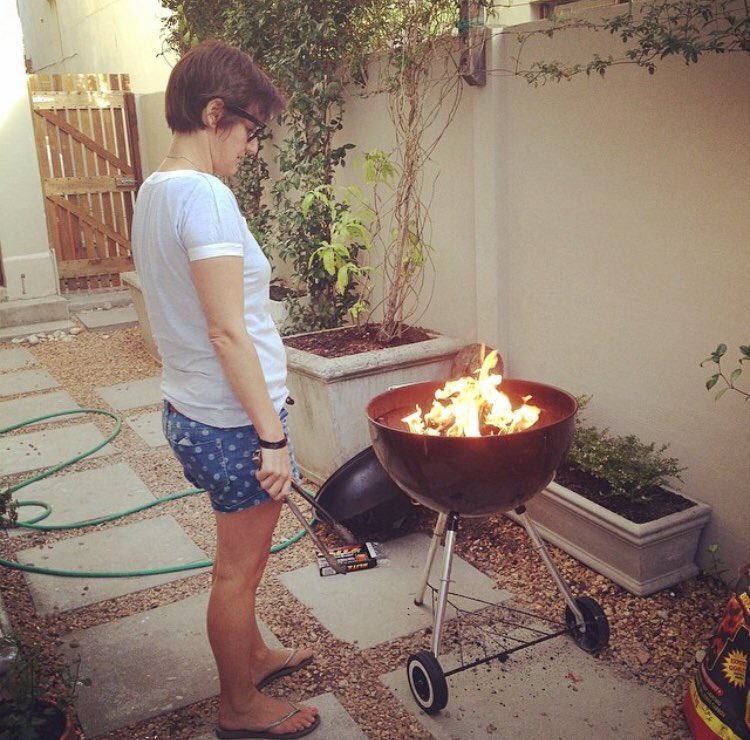 RunnerBee14's tweet photo. She doesn’t represent a circle anymore .... @food24 @food24_sa #food24 #braaifriday @weberbraaisa  please let us braai in December https://t.co/JYZExg6Y9U