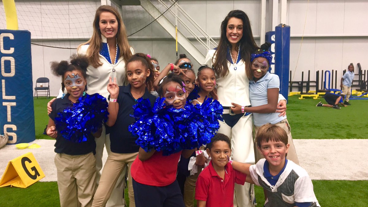 Remember to vote today Colts Nation! We can do something about bullying ! #angelsanddoves 
Colts.com/cheerimpact