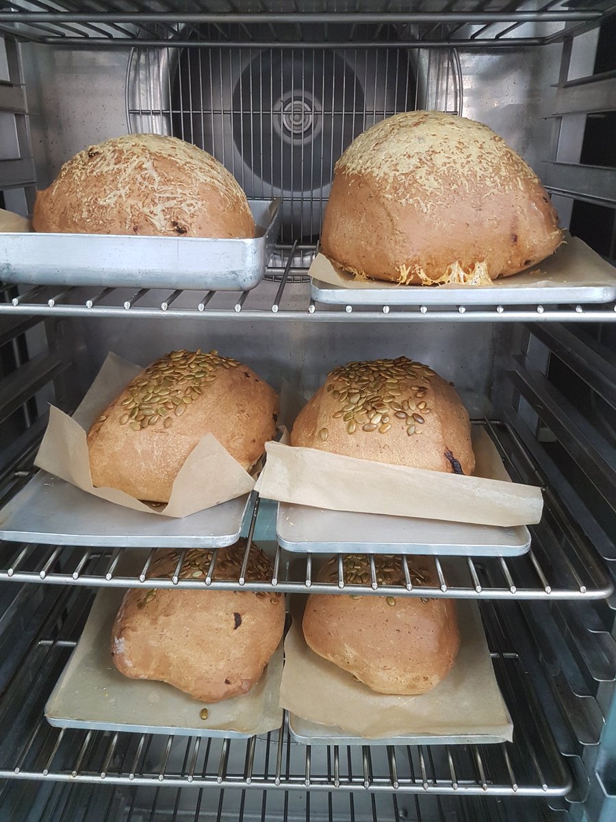 chefShamaRahman's tweet image. Freshly baked @WestholmeSchool. Sundried Tomato &amp;amp; Parmesan bread on offer today #cookedfromscratch #whatwedo @Thomas_Franks_ @sammielambert @michael27427072