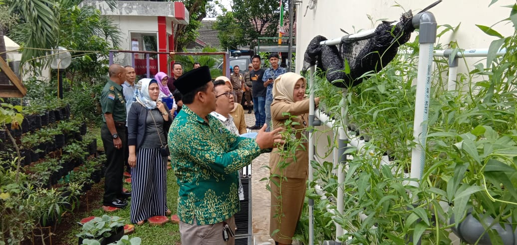 Kelurahan Pondok Labu tweet media