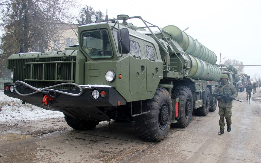 Defence_blog's tweet photo. Ukraine concerned about large-scale deploying Russian troops along the border

https://t.co/v6oDIpBz4q https://t.co/oGkf3q4UBo