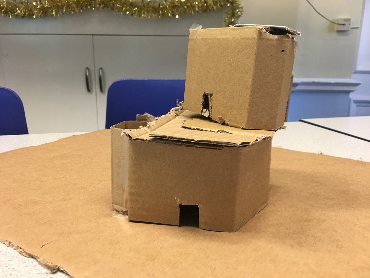 TGS_Geography's tweet photo. #Year9 creating #favelas in #geography thinking about the  #resources and #recycled #materials available

#creatinggeography #recycledfavelas #creative #interactivegeography #geographyalive #funlessons https://t.co/tJ0F5aAYWf