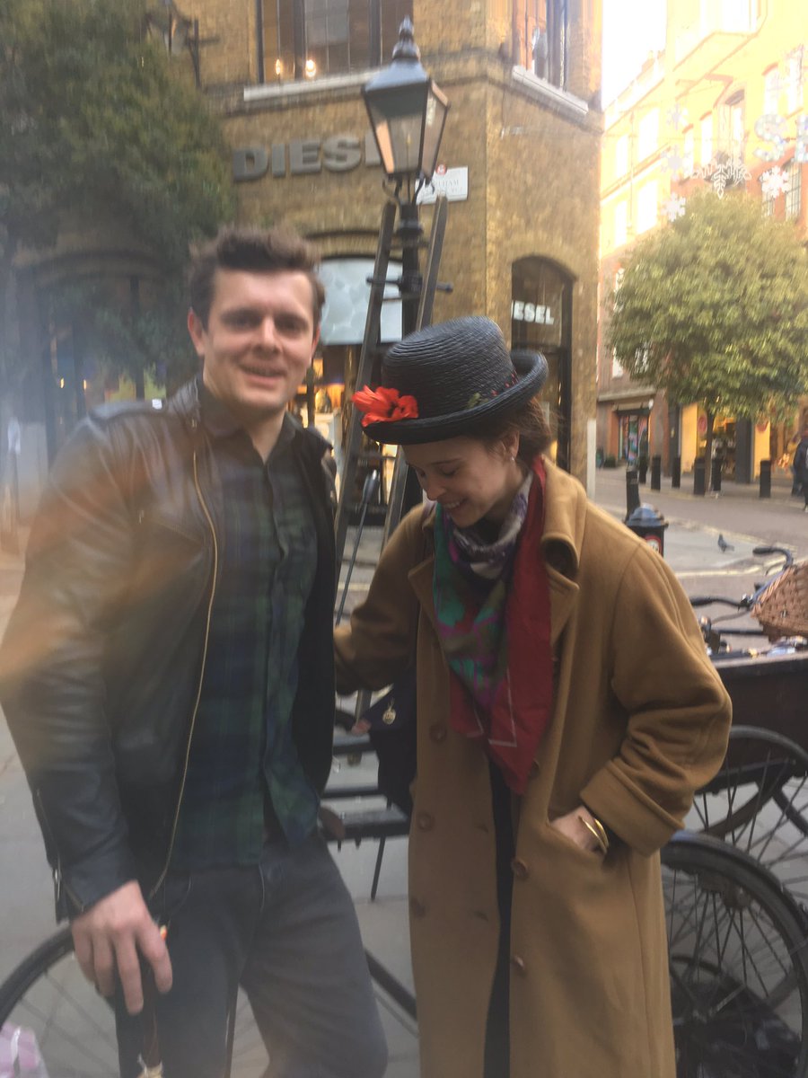 a_e_phillips's tweet photo. #marypoppinsreturns https://t.co/enJW9S7Ozv