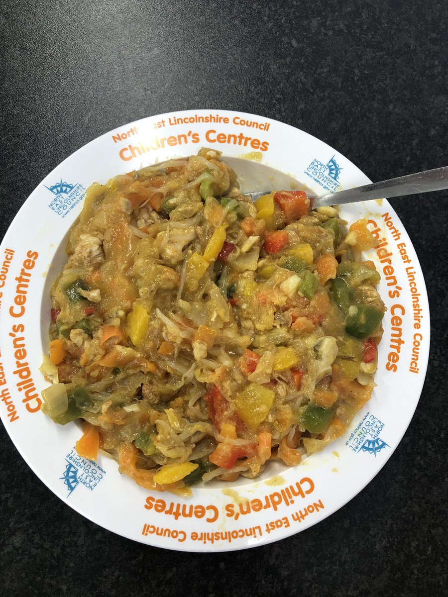 Another busy @NCFE #NutritionandHealth lesson at @PhoenixPark_ this morning, students made a Chicken Stir Fry just before lunch but now everyone is hungry and counting down to lunchtime!