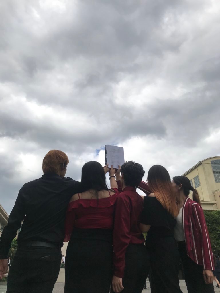 prof_R10's tweet photo. I always knew this group will make one helluva #thesis. And guess what, they're bound to the colloquium. I couldn't be more proud as adviser. You guys are awesome!
.
.
.
#ThesisTheSeasonToBeJolly
#RIOfied #RIOfiedResearch https://t.co/eniuReplYk