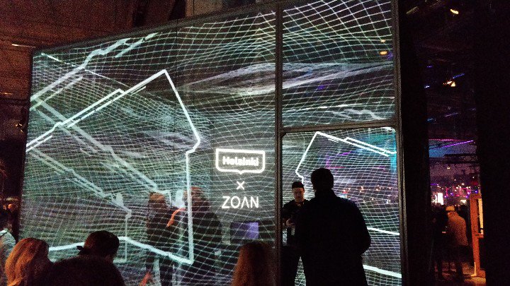 M_Kuivala's tweet photo. VR of the future? @zoanvr #slush18 Great demo, although the technical limitations are still clearly felt https://t.co/xXVRlKeDNO