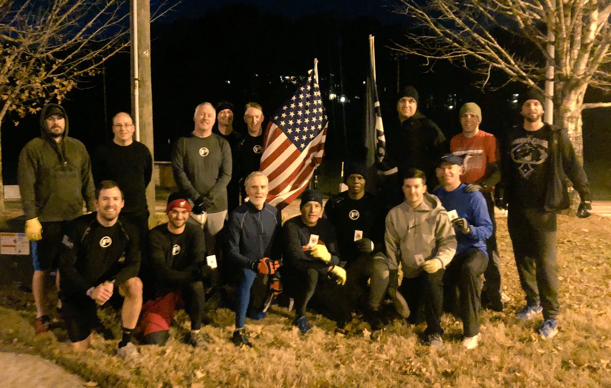 KyleKutz42's tweet photo. 18 PAX posted this morning at #F3TheGladiator. Prayers lifted for @LeonardiMark and his battle against cancer.  @F3Alpha @F3Louisville #Aces #DoubleDown https://t.co/NWHuHgFwN5
