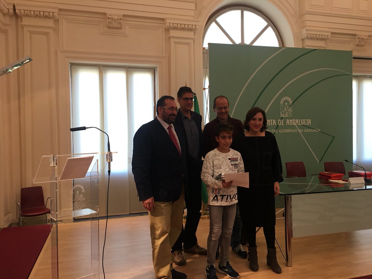 BECREAGR's tweet photo. Muchas gracias #CEIPMedinaOlmos, #ColegioAveMaríalaQuinta #CEIPArrayanes @MasQCiencia @IES_Med @IESIliberis #IESSeveroOchoa por vuestra participación en #PequeñasLetras @GranadaNoir https://t.co/AvTyITMGwn