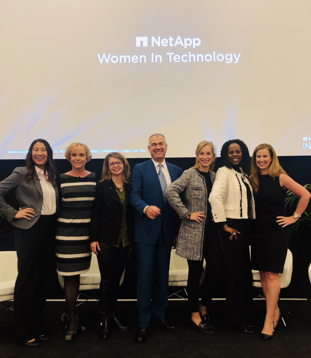 lumendesiree's tweet image. Getting ready for a great #NetAppWIT session with this dynamic panel at #NetAppInsight #diversity #DataDriven