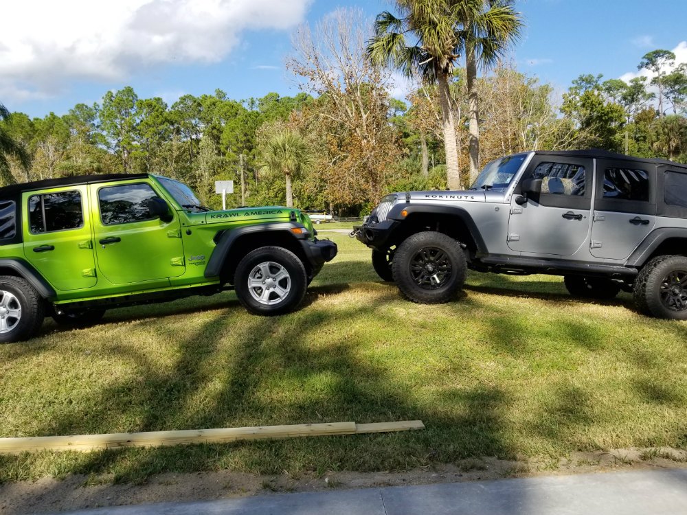 KrawlAmerica's tweet photo. Hey #jeep #family! What style of @toxicoffroad wheels would look best on MOJO? Please smash the #toxicwheels link, comment and RT! 😎🤘❤️
▶️https://t.co/5ckB81jd6k◀️@THEJeepMafia @Legendary1941 @MaryUnderwood9 @Fit_daddy1 Toxic Wheels + your rig = ❤️Perfect #Christmas #Gift🎅🤶🎄 https://t.co/eyggrdQWdg