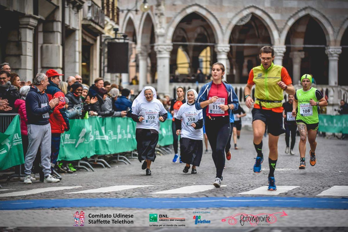 CorreMimi's tweet photo. Foto dell'anno!
#Teletnonudine #ticerca #udinecittà https://t.co/n5IHlXlxxL