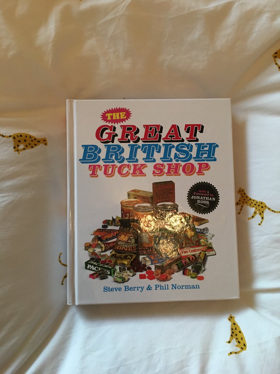 grogwords's tweet image. I wanted to take some Time Out to give an Extra special thanks to @unloveablesteve for my @OneMinuteBriefs prize, a signed copy of Great British Tuck Shops. I&apos;d be Lion if said I didn&apos;t think it would triple in value post-Brexit. *Snicker*.