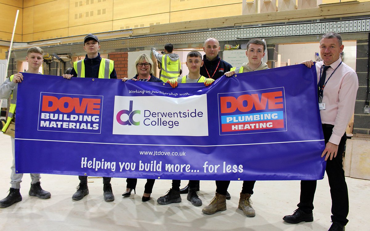 DerwentsideColl's tweet photo. Great to be working in partnership with local suppliers @jtdove #constructyourfuture #buildersmerchants https://t.co/IHhYtGOBe8