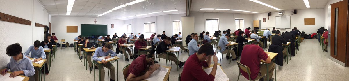 xaloc_edu's tweet photo. Panoràmica dels #trimestrals de #4ESO i 1r de #batxillerat. Avui, #català i #castellà. #enshideixaremlapell https://t.co/YqqyKzSXRT