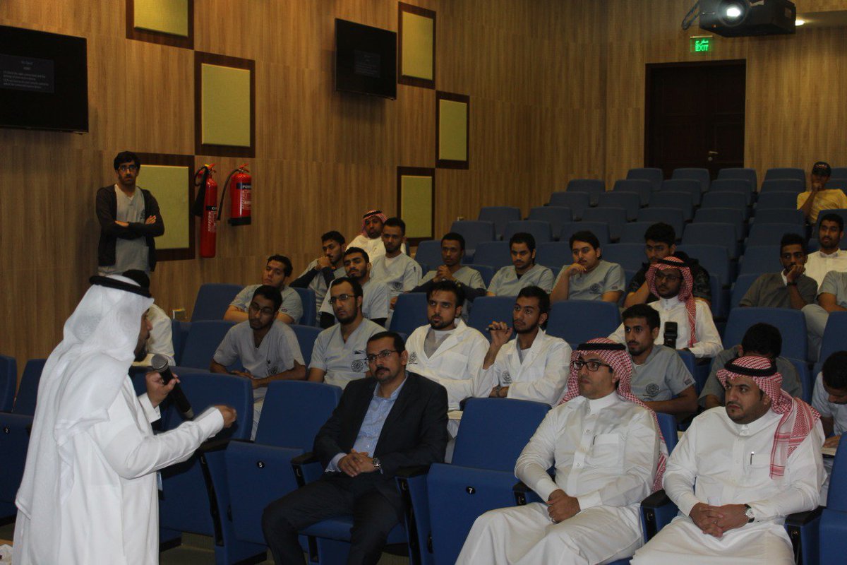 عمادة شؤون الطلاب tweet media