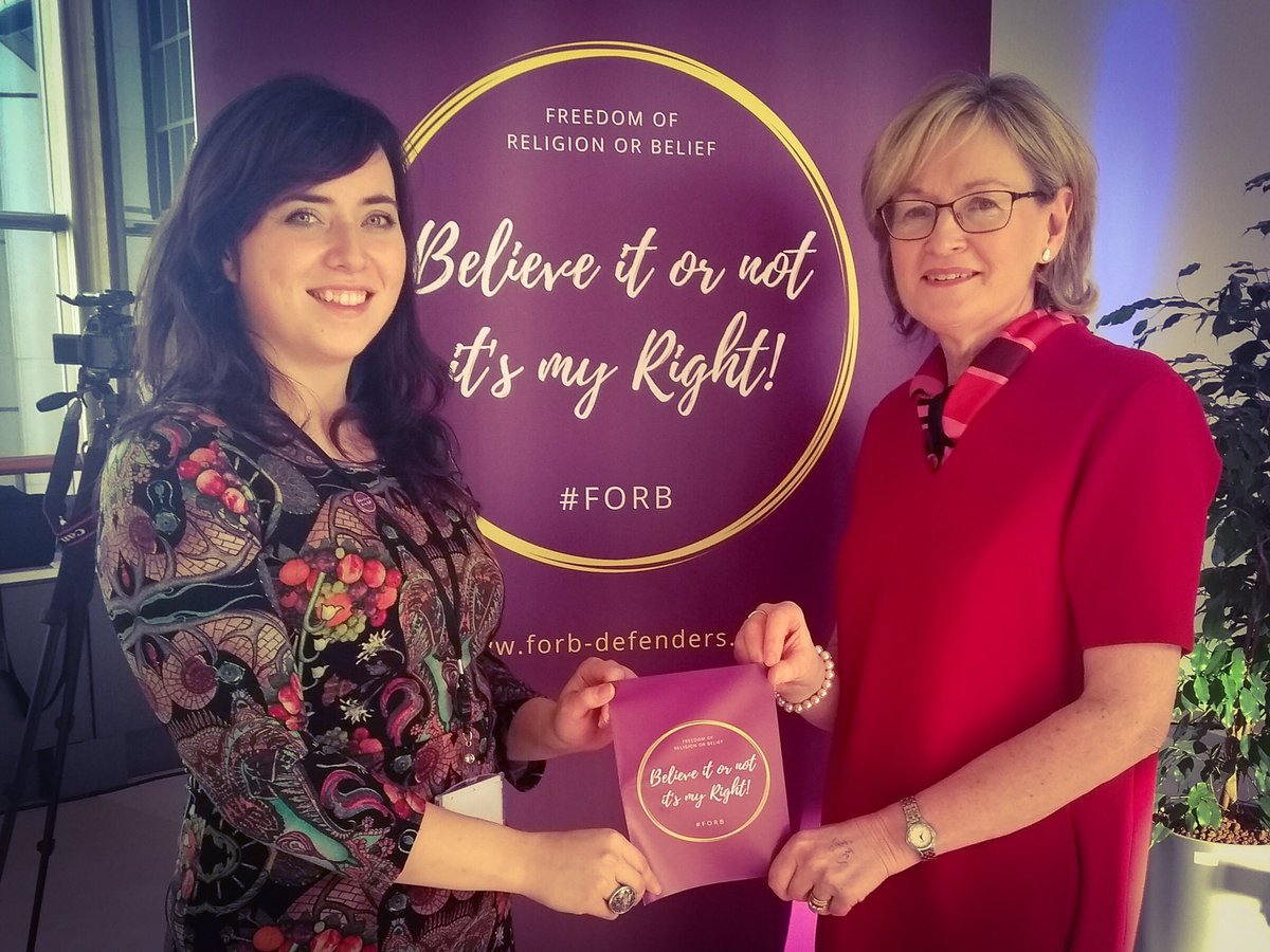 EPRID4FORB's tweet photo. Our very own Elaine with First Vice President @MaireadMcGMEP at our photo station!
#FoRBDefender #forb
#HumanRightsDay #StandUp4HumanRights https://t.co/U0RTlPd5nt