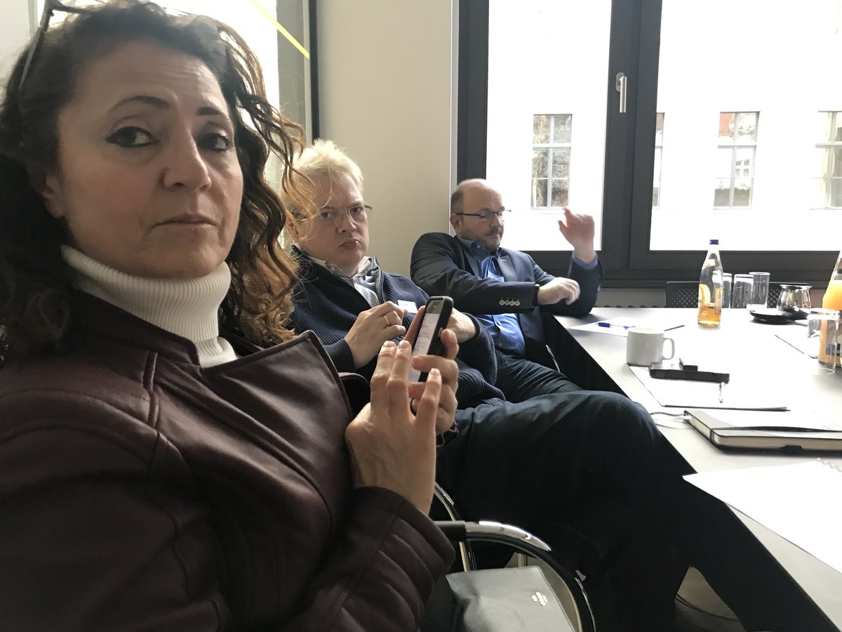 #Startup @senndergmbh pitching their FTL Shipper &amp; Carrier focused solution to <a href="/SAP/">SAP</a> <a href="/SCMatSAP/">SAP Supply Chain Management</a> experts and <a href="/IoT_Accelerator/">Peter Cleary</a> colleagues! <a href="/asuman/">asuman</a>