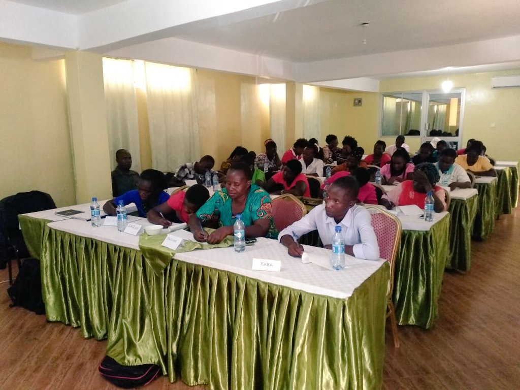 OFKisumu's tweet photo. Community Health Volunteers (CHVs) participating in a training on Comprehensive Abortion Care (CAC) and contraceptives.

#ClosingtheGap https://t.co/rv9CbZeYiY