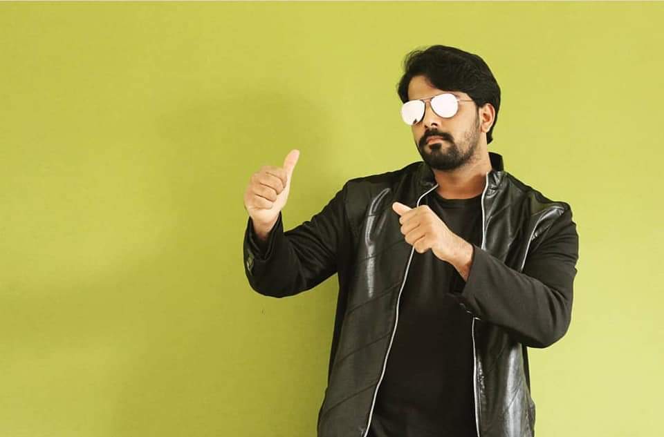 Chethanvicky1's tweet photo. #EXCLUSIVE: pic😍👌❤
Upcoming hero 😍👌😘😘💖
#CutenessOverloaded😍👌

@chethanvicky7 😍😘

@chethanvicky7
Follow our page 👉 @Chethanvicky1 https://t.co/E3wxS0u0Ro