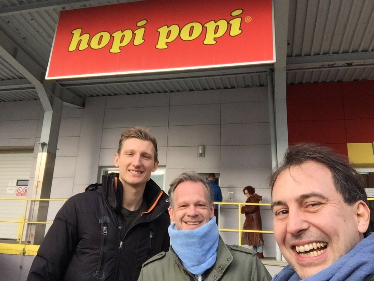 TRUEPopcorn's tweet photo. Wir haben unseren Hersteller in Tschechien besucht🍿🍿🍿#urmais #popcorn #truepopcorn #hopipopi #startup #foodies https://t.co/gU28aq3cAD