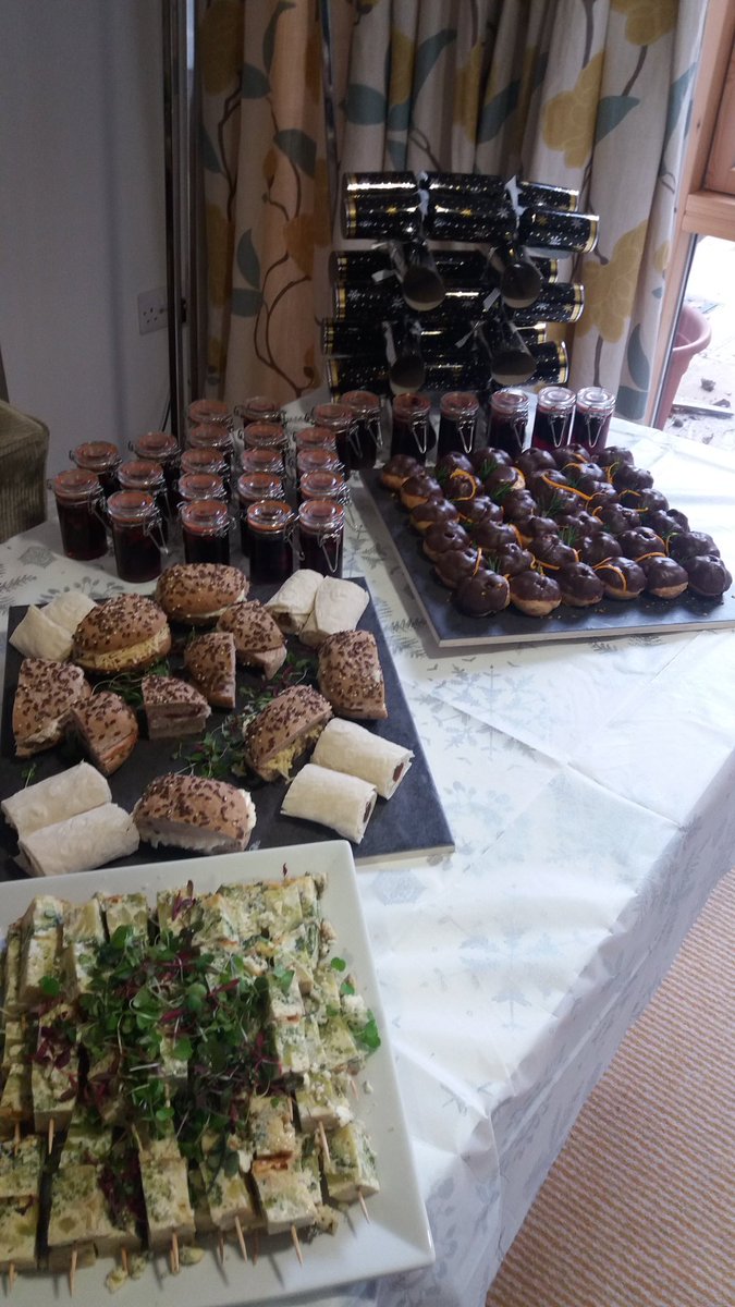 SamHowes10's tweet photo. Vivid Managers Christmas buffet @Someboysmum @CateringAcademy @Servest_UK @AlexYoungson1 @lesley_pekun https://t.co/pU4Iut9WUO
