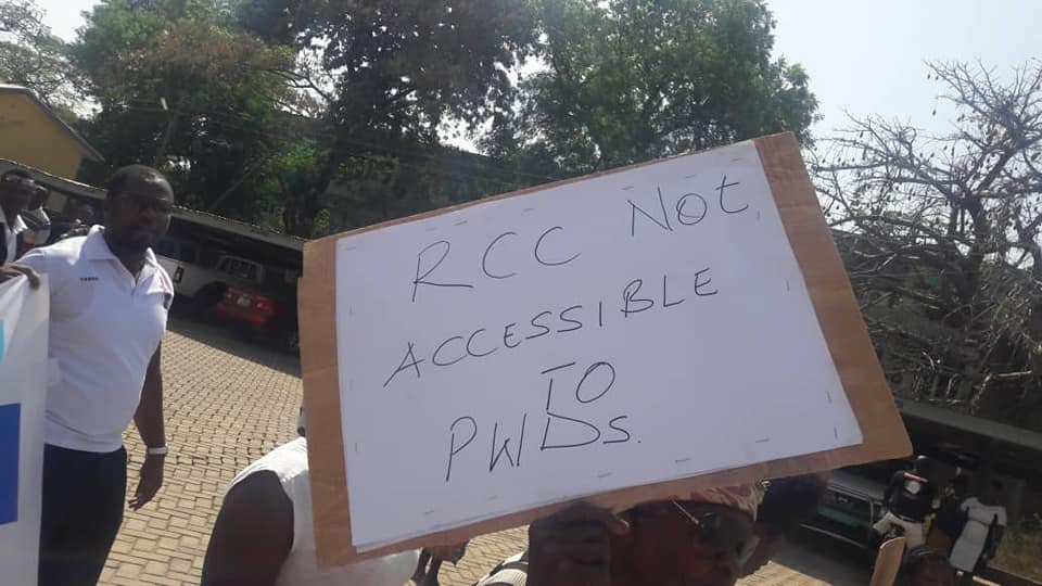 teeregh's tweet photo. On the celebration of the international Disability Day, TEERE joined the Ghana Federation of Disability Organisations(GFD) to march the principal streets of Bolgatanga to advocate for accessibility of public buildings to Pwds in the Upper East Region.
#DisabilitiesDay https://t.co/1rIGRqyT3G