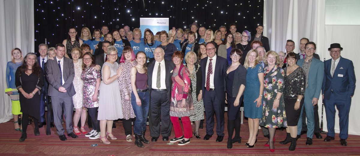 What a truly amazing night at the <a href="/AshfordSnowdogs/">Ashford Snowdogs</a> Gala Auction! A big thank you to the generous bidders, sponsors, partners and #Ashford community who made the Snowdogs the heart of the town. A grand total of £142,000 was raised last night in aid of Pilgrims Hospices. 🐾❄️💙