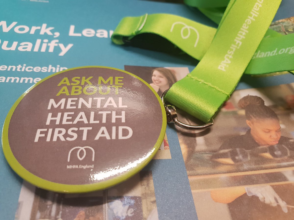UoN_HELM's tweet photo. Kirstie, George & MacJay from HELM picking up their Mental Health First Aid certificates today at #PDawards @UoN_SHS #mentalhealthfirstaid https://t.co/aIfJ2jl53z