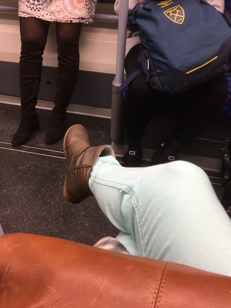 Racy_Riley's tweet photo. Currently in #London near #oxfordcircus if any #finsubs fancy meeting me in the next hour or so? 

#findom #mistress #realtime #cashpointmeet #atm #paypig #cucks https://t.co/R53EW6NfxI