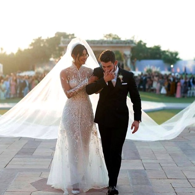 designkeesmedia's tweet photo. WAIT IS OVER...!!! Priyanka and Nick’s wedding look is now out #PriyankaChopra #PriyankaNickWedding @priyankachopra @nickjonas #Designkees 
Born of Web #Bollywood #India #Wedding #Party #ad #Photos #Creatives #Graphics https://t.co/s254UaVFff