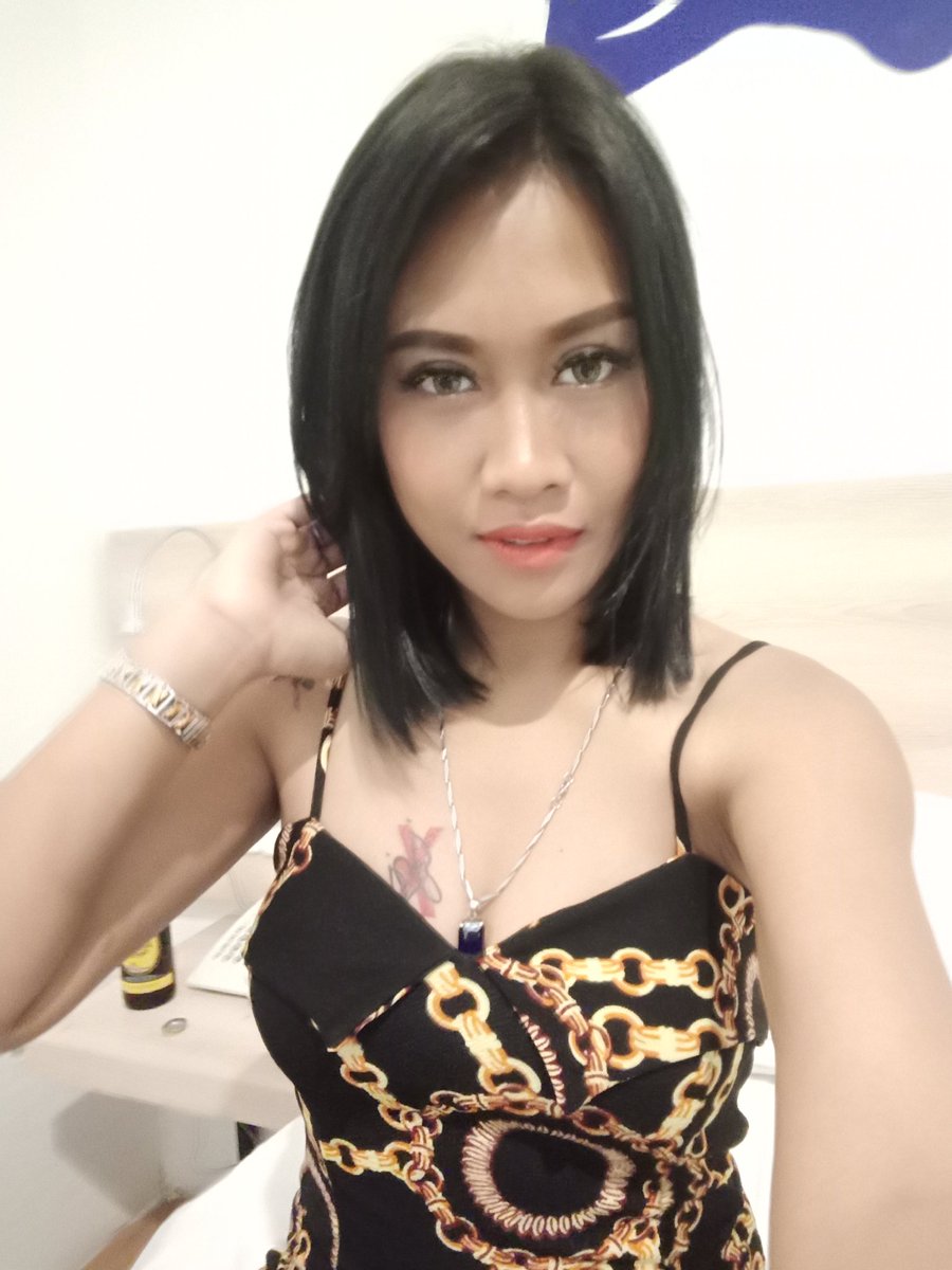 JeslineDewi's tweet photo. I dont need ur fake lol..  IDGAF..  so save it get gone shut up.. Tempat mu sudah di lubang tae wkk https://t.co/kkZkqkpIAl
