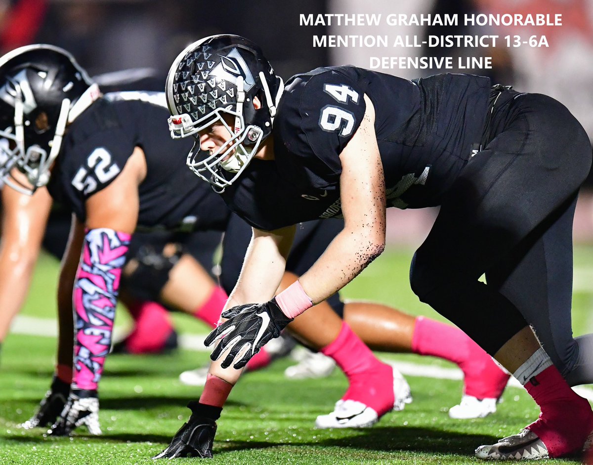 Congrats goes out to #MatthewGraham for being awarded Honorable Mention All-District 13-6A Defensive Line!  🏈