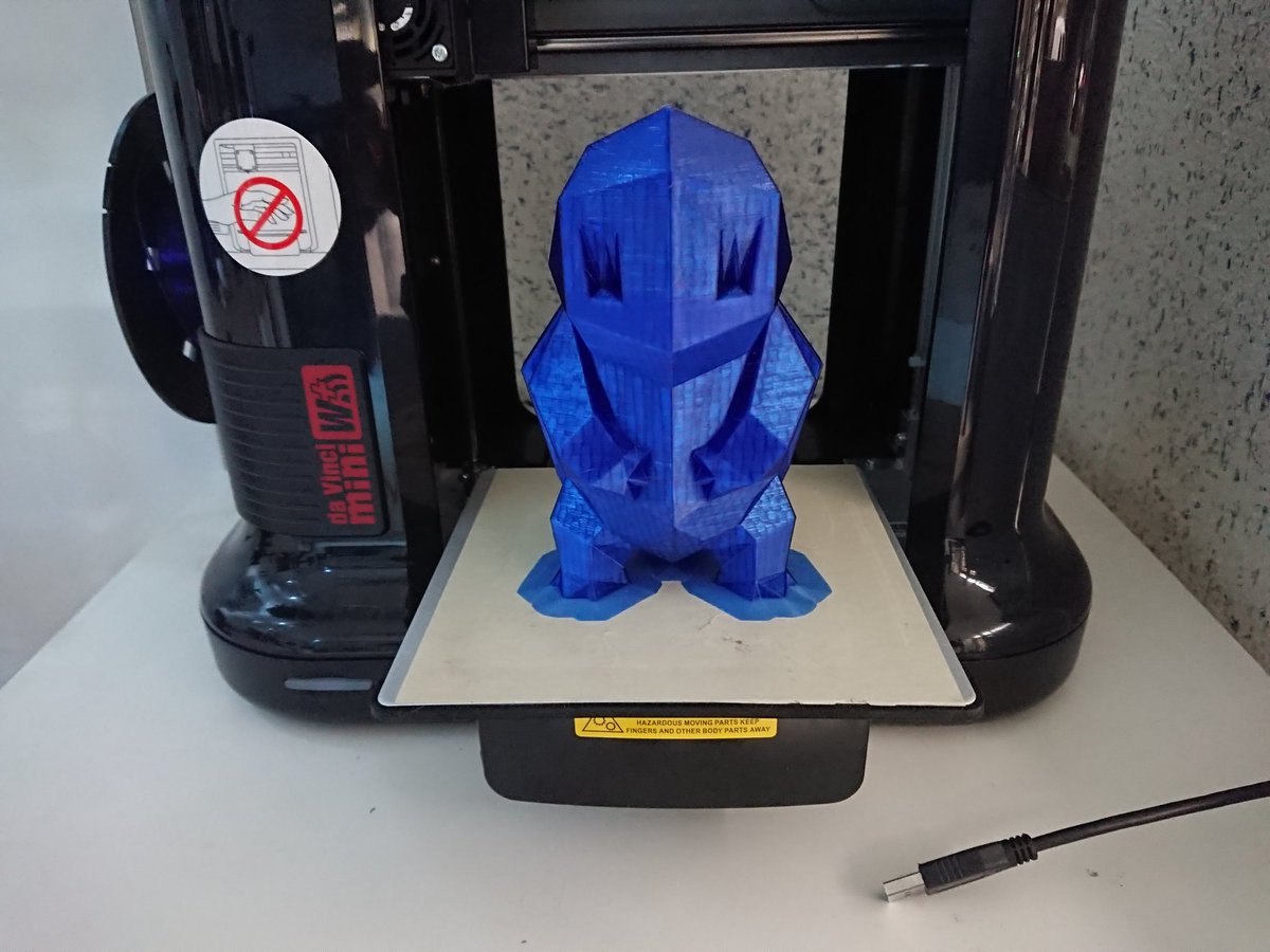 3_daddict's tweet photo. #impression3D #Pokemon #Squirtle #carapuce #lowpoly en #PETG sur #DaVinciMini #wifi de chez @XYZprinting design by @flowalistik @3dUgt https://t.co/b3UNNvVaAw