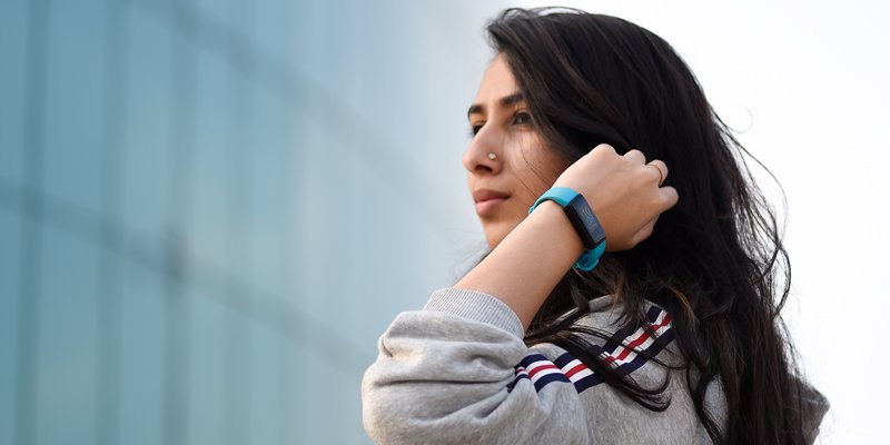 gonoise's tweet image. Take charge of your health with ColorFit fitness band 
Shop Now: bit.ly/2rlfrac

#colorfit #fitnessband #androidcompatible #ioscompatible #heartratemonitor #steptracker #sleepmonitor #sedentaryreminder #bloodpressuremonitor #spO2 #bluetooth