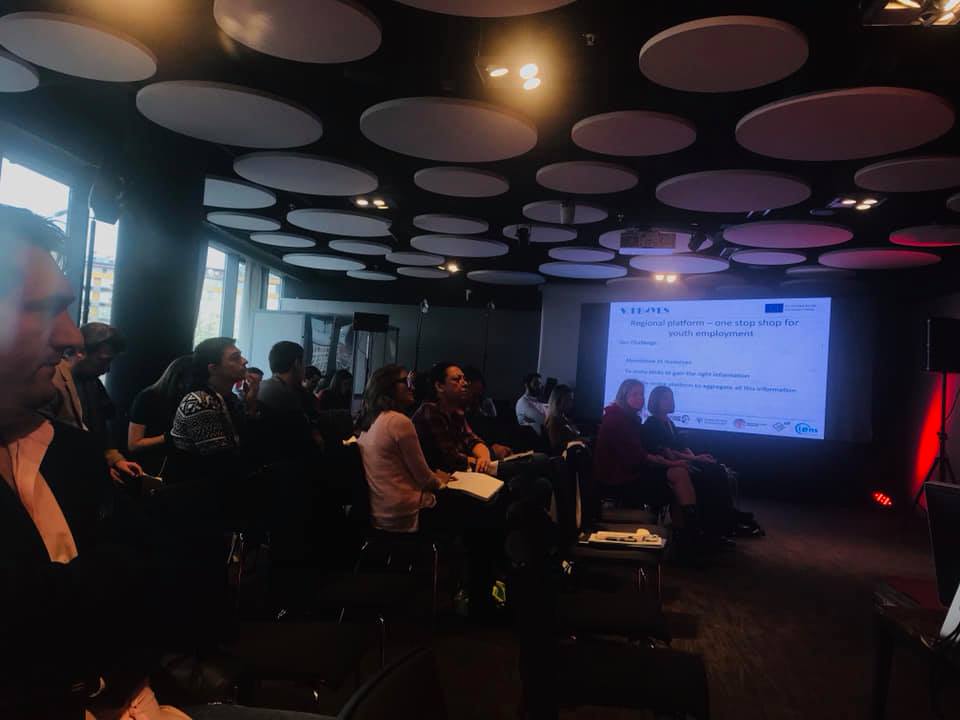 U organizaciji naših partnera na #WeB4YES projektu <a href="/ADPZID/">ADP-Zid</a>, danas se u Podgorici održava #UpBeatForum društvenih inovacija na kome dva člana projektnog tima, Ivan Topalović i Valmir Xhemajli predstavljaju rezultate izveštaja koji su izrađeni u okviru projekta i web4jobs platformu