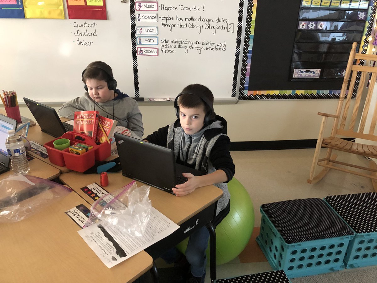 KimberlyCastner's tweet image. Starting our morning with coding a dance party!  Students are doing great job!!! @StallingsES @UCPS_MonroeNC #castnerkids #codingrocks